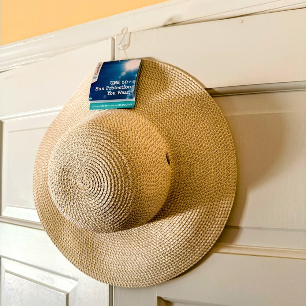 Coolibar Cream Accented Sun Hat